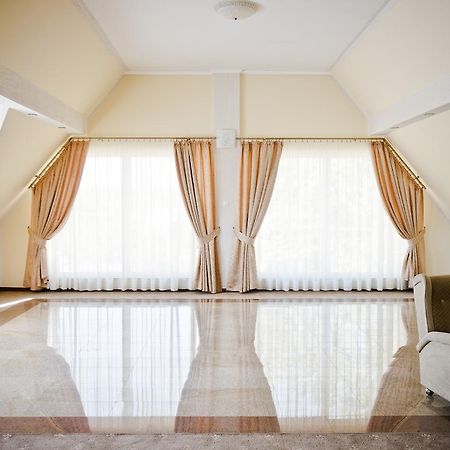 Hotel Olenka شيدلوفيك المظهر الخارجي الصورة