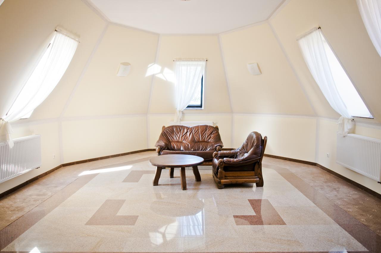 Hotel Olenka شيدلوفيك المظهر الخارجي الصورة