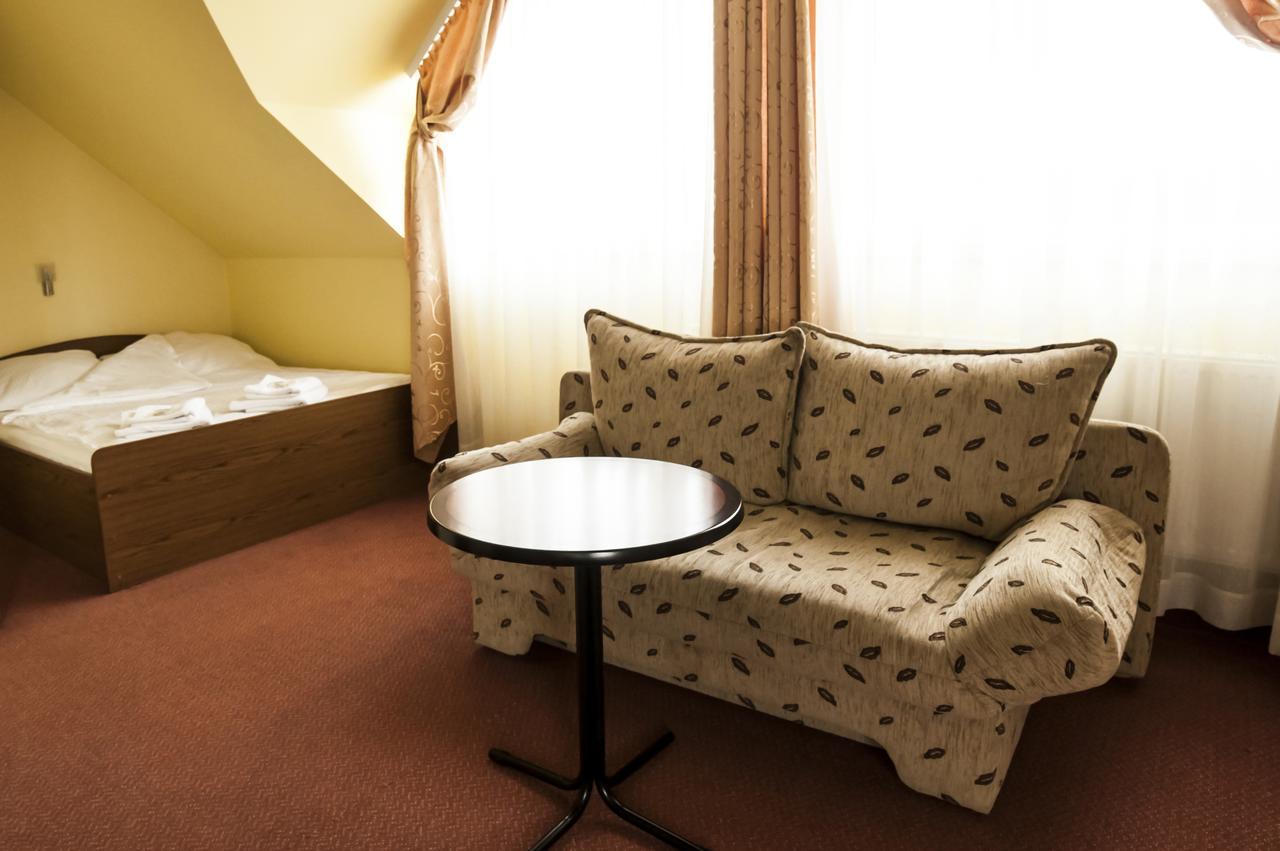 Hotel Olenka شيدلوفيك المظهر الخارجي الصورة